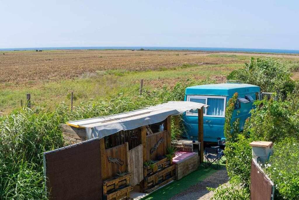 Jabuti Autocaravana Con Porche Y Aparcamiento Cádiz Exterior photo